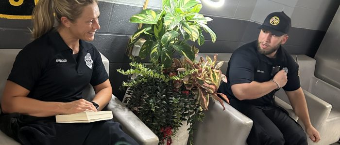 officers with plant light2